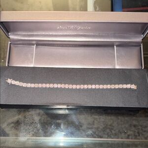Elegant white gold Tennis Bracelet